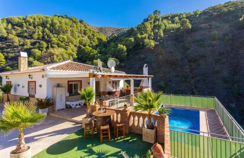 Nerja Villa | Villa Cecilia Large Private Pool AC WiFi