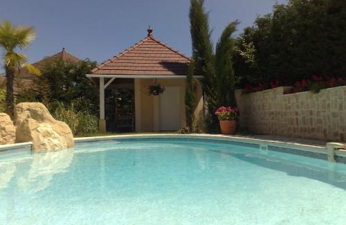 Magny-le-Hongre Villa | Villa Cendrillon