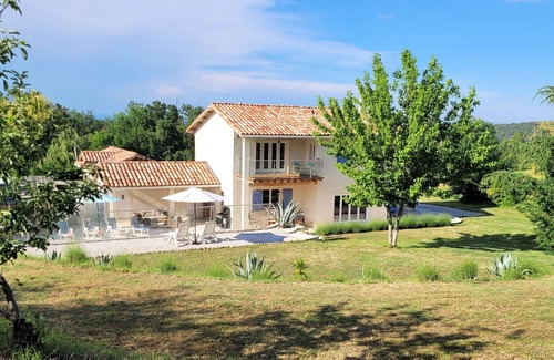 Donazac Villa | Villa center of the Cathar region Carcassonne charm & elegance are the key words