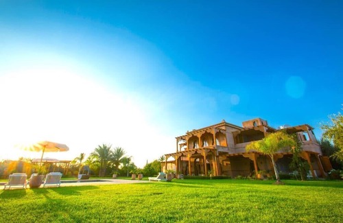Agdal Villa | Villa Chaleureuse Avec Piscine Chauffée