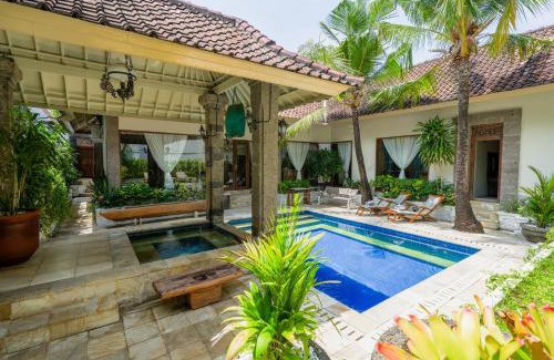 North Legian Villa | Villa CHANDI 2 - Legian - Seminyak - 5 Bedroom 4 Bathroom Villa - Great Location !