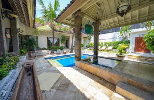 North Legian Villa | Villa CHANDI 2 - Legian - Seminyak - 5 Bedroom 4 Bathroom Villa - Great Location !