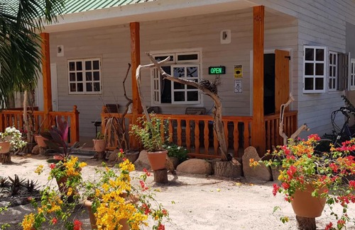 La Passe Apartment | Villa Charette-Self Catering Villas