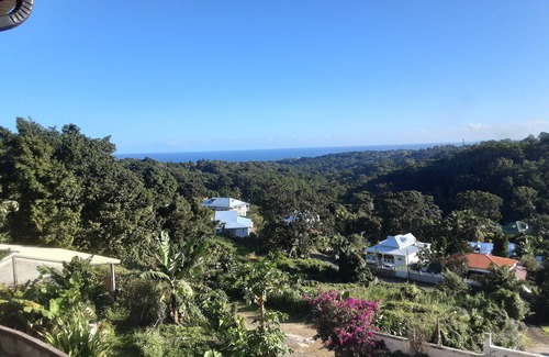 Desbonnes House | Villa Charly, Spacious, Sea view, quiet, close to beaches and Deshaies, Garden,