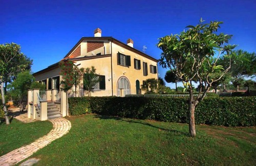 Cecina Villa | Villa & Charme id 1942, Luxury, Beautiful Pool & Private Tennis, A/C