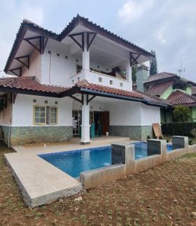 Ciater Villa | Villa ChavaMinerva Aries Ciater with Private Pool