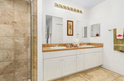 Trafalgar House | Villa Chayenne charming 4 bedroom 2 bathroom pool home