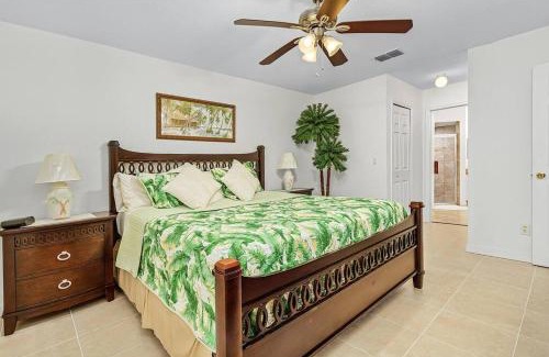 Trafalgar House | Villa Chayenne charming 4 bedroom 2 bathroom pool home