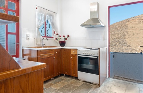Merichas Villa | Villa 'Christina 2 Kythnos' with Sea View, Wi-Fi and Air Conditioning