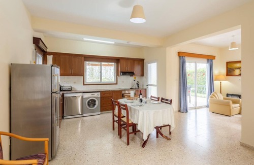 Argaka Villa | Villa Christina - Two Bedroom Villa, Sleeps 6