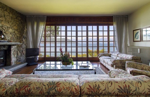 Ispra Villa | Villa Cind