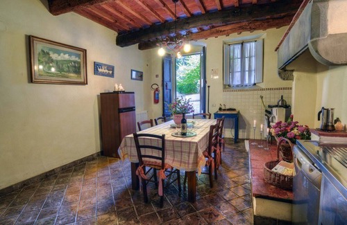 Lastra a Signa Villa | Villa Cipresso 2 - Typical 16th century Farmhouse in Florence