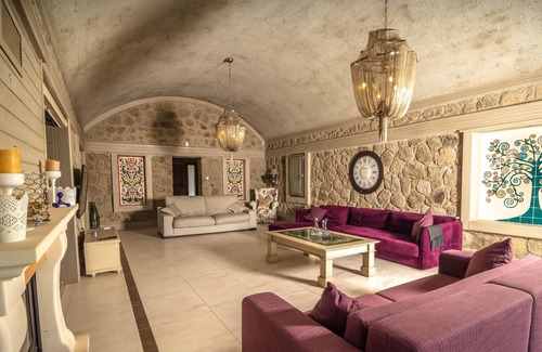 Dagbelen House | Villa Clara, Ortakent , Bodrum, Turkey Sleeps 10