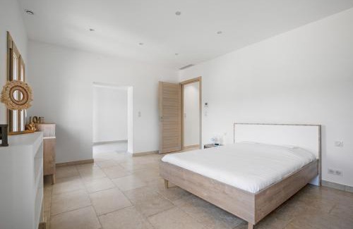 La Colle-sur-Loup Villa | Villa climatisée - piscine et mer