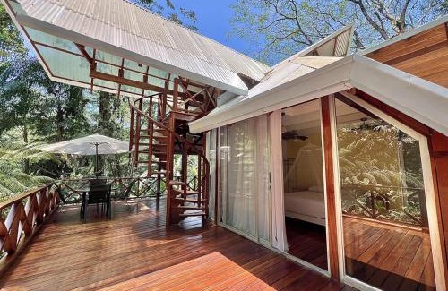 Cocles Villa | Villa Colibri - Secluded Jungle Villa - Short Stroll to Beach, Shops & Restaurants