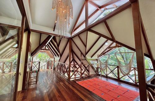 Cocles Villa | Villa Colibri - Secluded Jungle Villa - Short Stroll to Beach, Shops & Restaurants