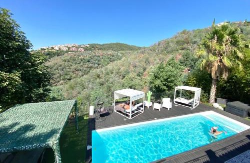 Les Termes House | VILLA COLINA