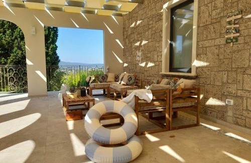 Stroncone House | Villa Con Doppia Cucina E Piscina In Umbria