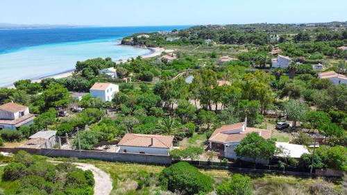 Carloforte Villa | Villa con Giardino - Accesso Diretto alla Spiaggia Giunco