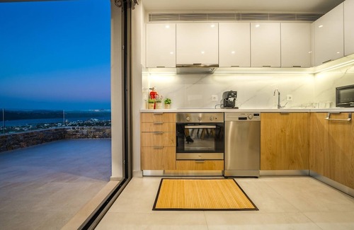 Katochori Villa | Villa Con Vista- Heated Pool 4 bdr Sleeps 8