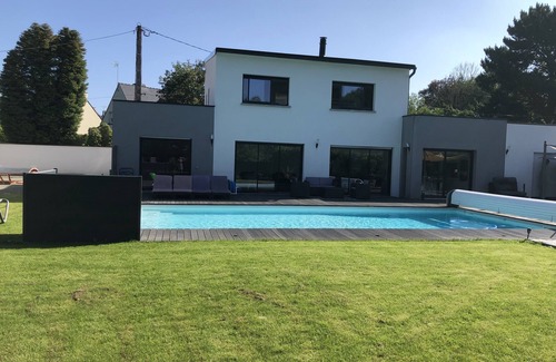 Pabu House | Villa Contemporaine, Piscine Chauffée en Bretagne