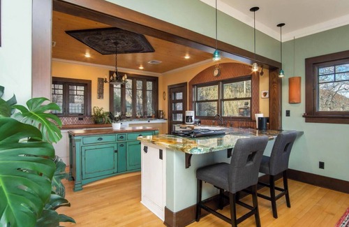Jerome House | Villa Contenta | Sleeps 6 | Close to Sedona
