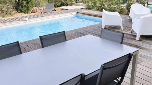 Cirendinu Villa | Villa Copines, 4 pers, piscine chauffée, 5 mn plage