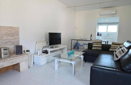 Liapades Villa | Villa 'Corfu Twins' with Mountain View, Wi-Fi and Air Conditioning