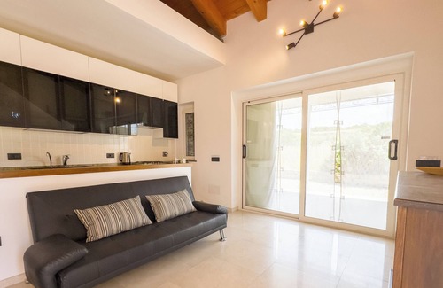 Cuglieri Apartment | Villa Cornus - Three Bedroom Apartment, Sleeps 7