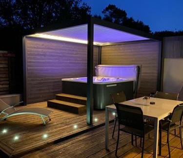 Vitrac Apartment | Villa COSA, Gîte Spa privatif -5 min- Sarlat