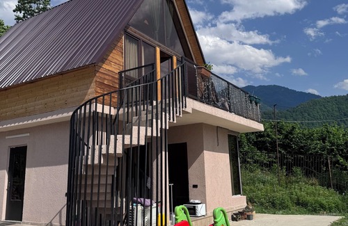 Adjara House | Villa Cottage Merisi