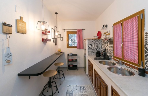 Riparbella Villa | Villa "Cristina" with Sea View, Private Pool & Wi-Fi