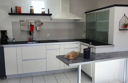 LʼAiguillon-sur-Mer Villa | Villa d'Arçay-Villa-Comfort-Ensuite-Patio
