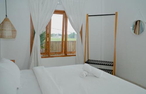 Sewon House | Villa D'Bamboo by Plesirhati Yogja