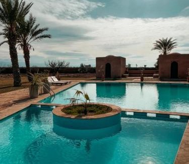 Sidi Abdallah Ghiat Villa | Villa d'Orient