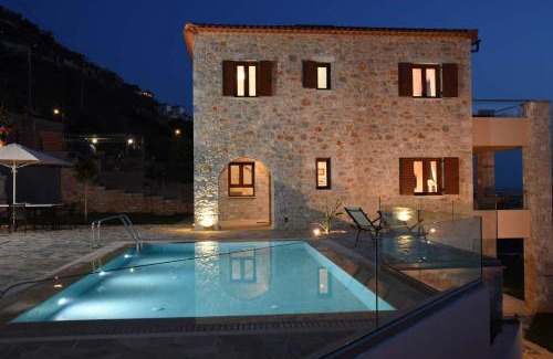Diasella Villa | Villa Dafni - Infinite Sea Vistas with Private Pool