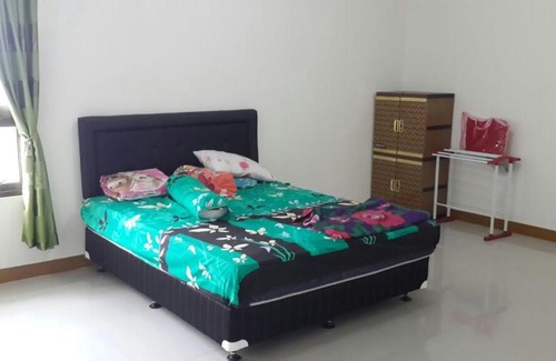 Garut House | Villa Dahlia