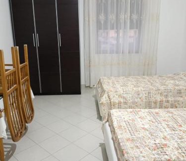 Divjake Apartment | Villa Daka