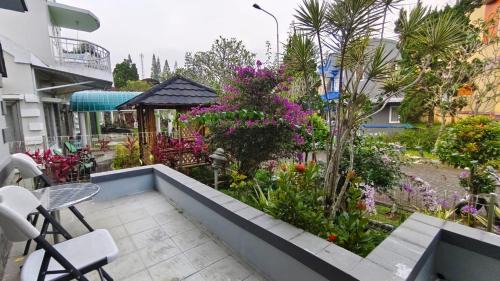 Cipanas Villa | Villa Dalia Puncak H11-5