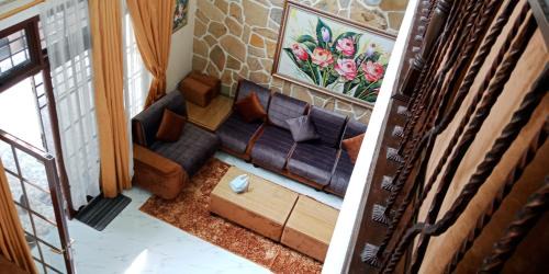 Cipanas Villa | Villa Dalia Puncak Nb3-8