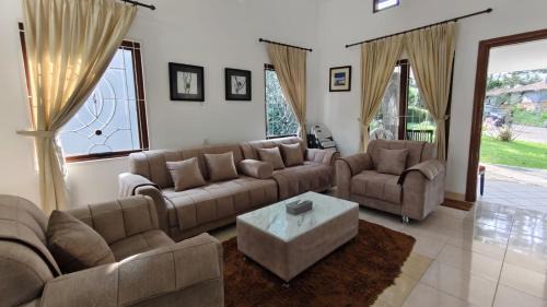 Cipanas Villa | Villa Dalia Puncak Nc3-31