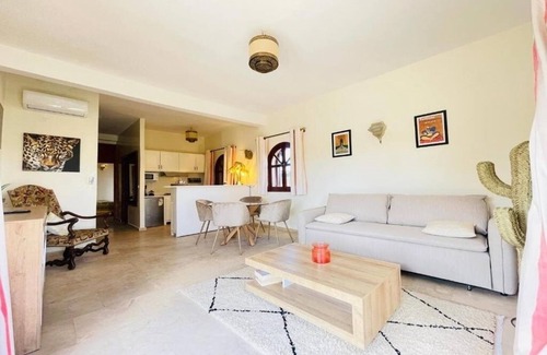 Ounagha Villa | Villa Dar Yobedi in Essaouira, swimming pool, hammam, ideal for families & groups
