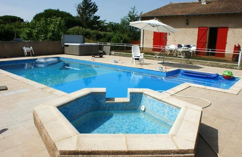 Auterive Villa | Villa de 3 chambres avec piscine privee jacuzzi et jardin clos a Auterive