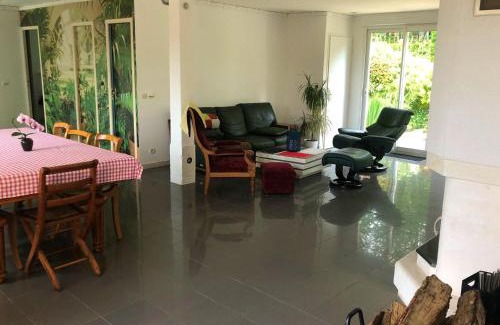 Villemeux-sur-Eure Villa | Villa de 4 chambres avec piscine privee sauna et jardin clos a Villemeux sur Eure