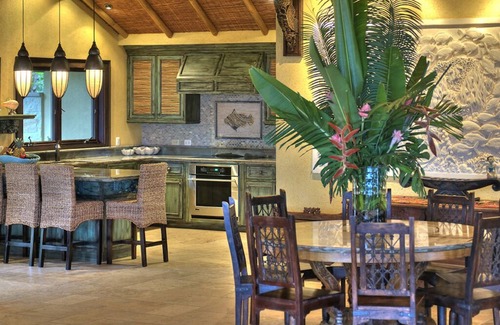 Dominical House | Villa de Agua: Ultra-Luxury Balinese Ocean-View Villa w/4 Master Bedrooms!