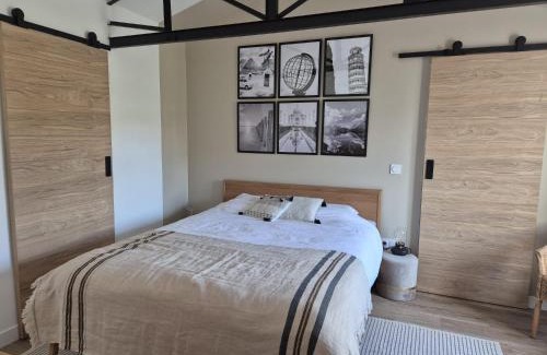 Saint-Hilaire-de-Riez Villa | Villa de charme SPA - Piscine - Etang