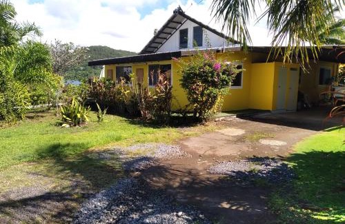 Teahupoo House | VILLA DE LA BAIE RAIATEA - Bord de mer