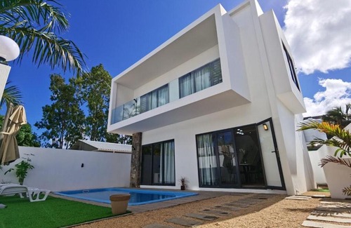 Trou aux Biches Apartment | villa de la lumiere