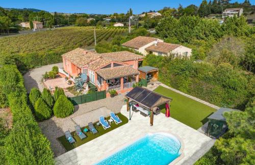 Cambieure Villa | Villa de lOrmeau by Villa Plus