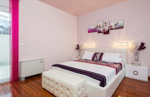 Stobrec Apartment | VILLA de LUXE 4 * beachresidence next to Split